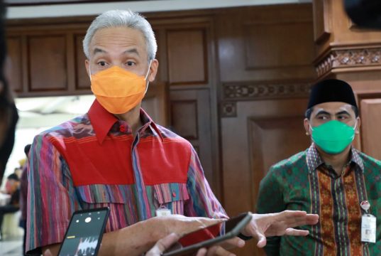Keberanian Ganjar Abaikan SE Menaker dan Naikkan UMP 3,27% , Diapresiasi Buruh