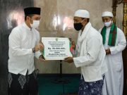 Serahkan Hibah, Hartopo: Meski Tak Banyak, Semoga Tetap Bermanfaat