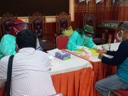 ‘Rapid Test’ Bagi Pegawai KPU Grobogan dan Relawan Demokrasi; Ada yang Takut Jarum Suntik