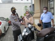 Polsekta Serengan serahkan motor Nabila yang hilang dicuri