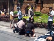 Orang Gila Mengamuk Pukul Peziarah Sunan Kudus