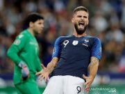 Deschamps Desak Giroud Tuntaskan Persoalan Pribadinya Demi Timnas