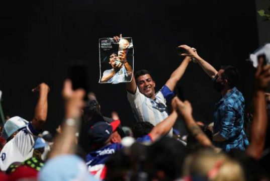 Ribuan Antar Maradona, Potret Kesetiaan Amerika Latin pada Olahraga