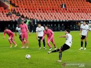 Tiga Penalti dan Gol Bunuh Diri Buat Real Madrid Takluk di Valencia