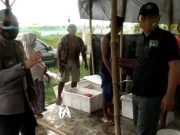 Kapolres Kebumen Bagikan Masker ke Nelayan TPI Tanggulangin