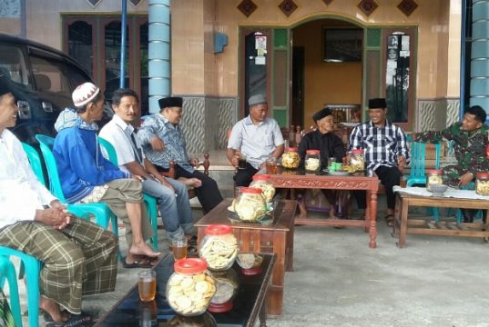 Babinsa Selalu Ingatkan Warga Terkait Status Merapi