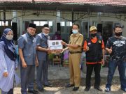 Anggota Fraksi PKS Sambangi Posko Merapi,Bantu Pengungsi