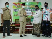 Plt Bupati Kudus Serahkan Bantuan APD untuk Ponpes