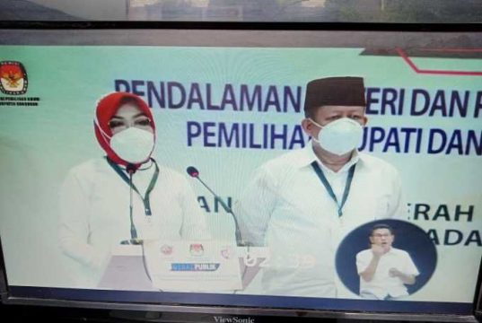 Debat Publik Penajaman Visi Misi Berlangsung Lancar