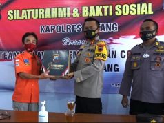 Polres Batang Berikan Tali Asih Tim Relawan Pemakaman Covid-19