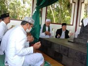 Afif Nurhidayat Ziarah ke Makam Ki Ageng Wonosobo