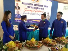Potong 9 Tumpeng Tandai HUT ke-9 Partai Nasdem di Wonosobo
