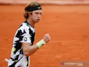 Rublev Sudahi Perjuangan di ATP Finals dengan Kemenangan Atas Thiem