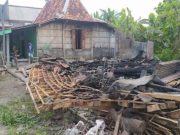 Rumah Blondoran di Godong Ludes Terbakar; Konsleting Listrik