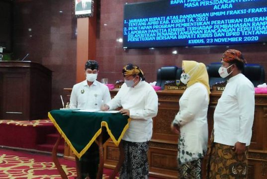 DPRD Kudus Loloskan Ranperda Penanganan Covid-19 dalam Prolegda 2021