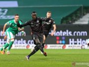 Stuttgart Pecundangi Werder Bremen 2-1