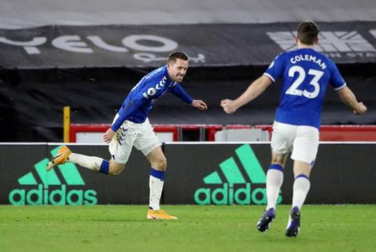 Everton Meloncat ke Peringkat Dua Klasemen Liga