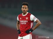 Aubameyang Sarankan Para Pemain Muda Arsenal Bersabar