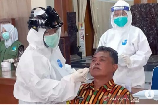 Bupati Terpapar Covis-19, ASN di Cilacap Jalani Swab