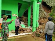 Waspadai Cuaca Ekstrem, Bencana Longsor Merusak Gedung Sekolah di Wonogiri