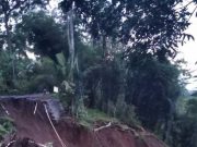 Jalan Penghubung Desa Windusari-Gondangrejo Terputus Total