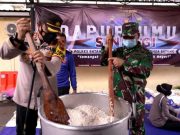 Kapolres dan Dandim Batang Beri Semangat Petugas Dapur Umum