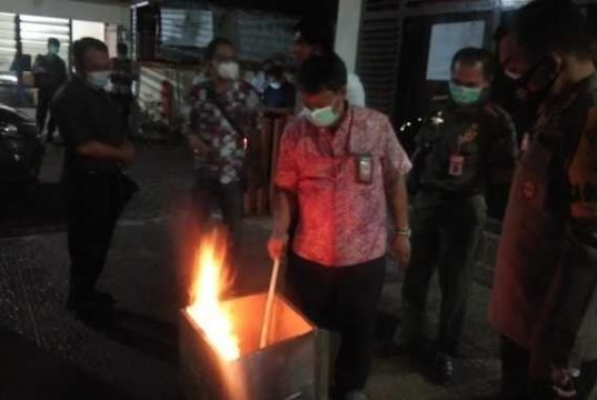 KPU Grobogan Musnahkan Surat Suara Lebih dan Rusak