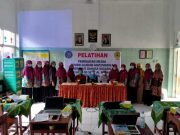 Dosen FTIK USM Berikan Pelatihan Pembuata Media Pembelajaran Matematika