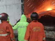 Gudang Pabrik Teh Dandang Ludes Dilalap Si Jago Merah