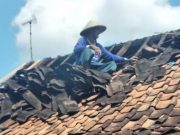 Puting Beliung Terjang Ngepung, Puluhan Rumah Warga Rusak