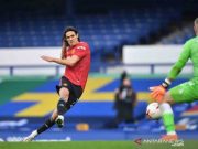 Solksjaer Ingin Perpanjang Masa Kerja Edinson Cavani di United