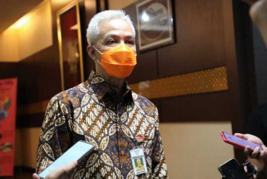 Ganjar Akan Siapkan Tata Cara Untuk RS Terkait Vaksinasi