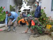 Warga Manggis Leksono Cor Jalan Sepanjang 500 Meter Secara Mandiri