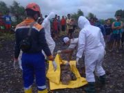 Perempuan Berkebaya Batik Ditemukan Tewas di Pantai Bringin