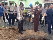Ratusan Botol Miras dan 50 Knalpot ‘Jambrong” Dimusnahkan