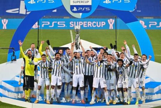 Juve Menangi Piala Super Italia usai Taklukkan Napoli 2-0