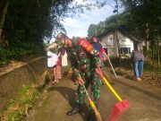 Babinsa Bandongan Turun Kampung di Wilayah Binaan
