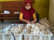 Partini, Bangkit di Masa Pandemi dengan Jamur Krispi