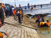 Ditemukan Mayat Perempuan Mengapung di Banjir Kanal Timur