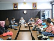 DPRD Pekanbaru Tindak Lanjuti DLKH Berhentikan 318 THL Via WA