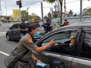 Ansor Kabupaten Magelang Bagikan Masker pada Santri