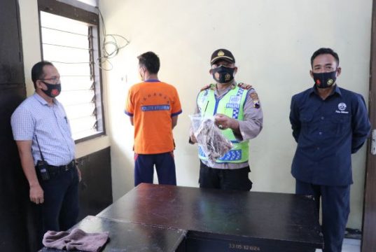 Mabuk, Teman Dipukul Botol Miras Sampai Luka 103 Jahitan