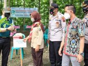 Ramai-Ramai Dukung Gerakan Sejuta Pohon Sedunia di Hutan Blora