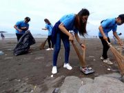 Peringati HUT ke-12, Paradiso Tegal Bersih-bersih Pantai