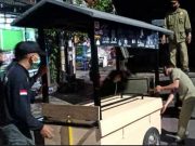 Lebihi Batas Waktu PPKM, Gerobak Penjual Kopi Diamankan