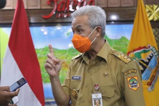 Ganjar Siapkan Antisipasi Penolakan Vaksin Corona