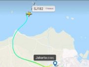 Nelayan Pulau Seribu Temukan Serpihan Badan Pesawat
