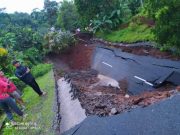 Jalan Utama Prembun-Wadaslintang-Wonosobo Putus Total