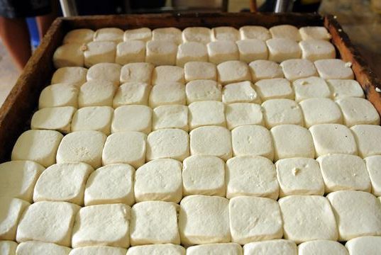Harga Kedelai Melambung, Perajin Tempe Tahu di Kudus Menjerit