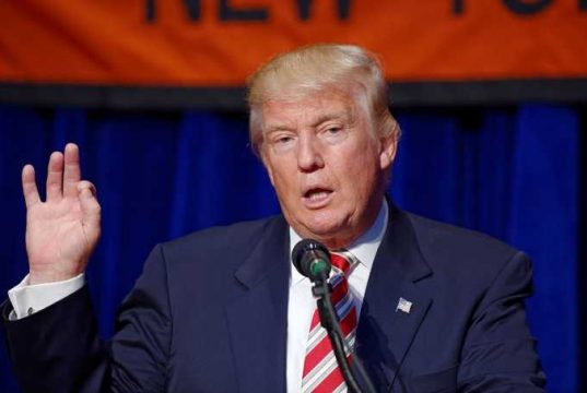 Donald Trump: Diplomasi Madu dan Racun